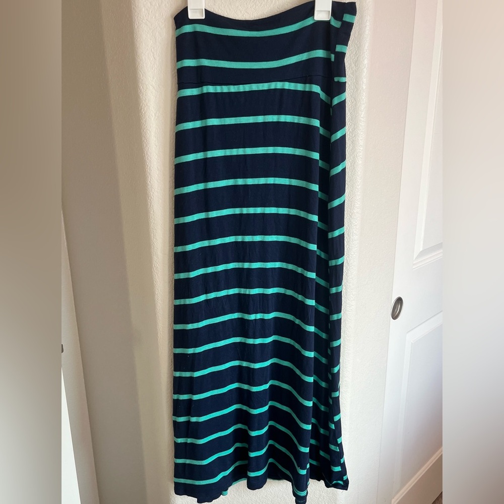 Promesa Navy and Teal Striped Garment